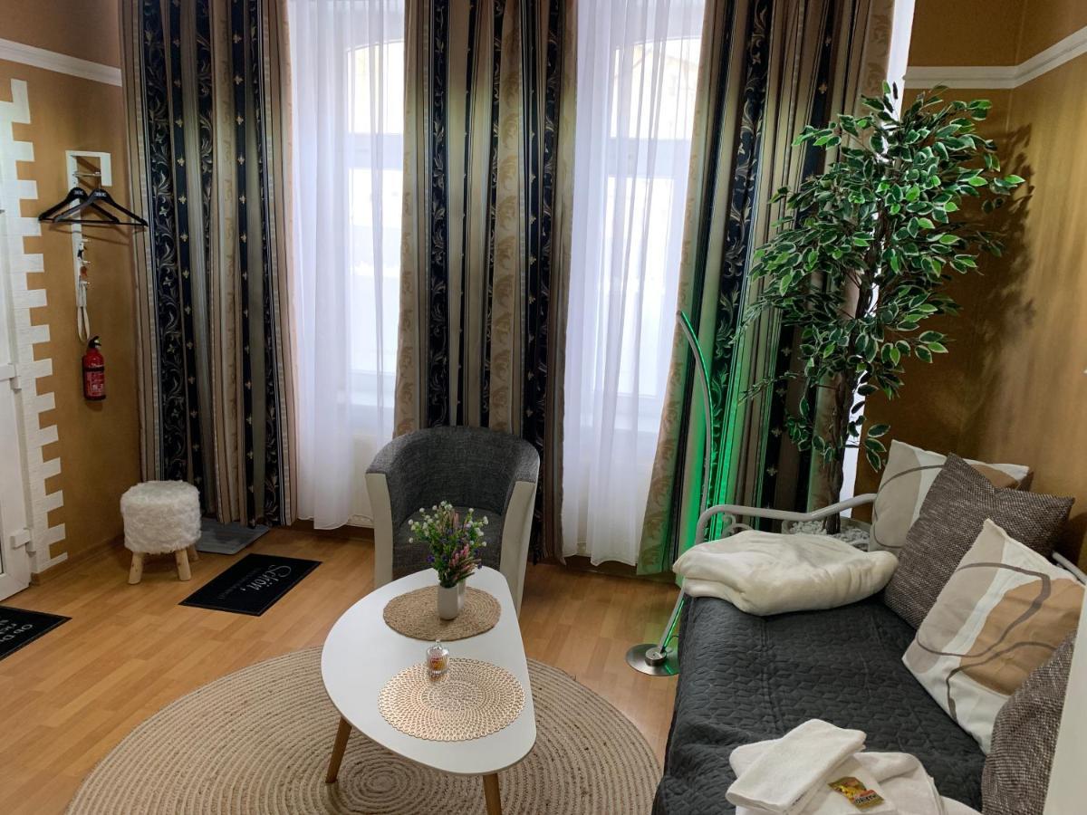 Best-Preis Fewo Rathausblick 2 - Zentrale Lage In Wittenberge - 2 Personen - Einzelzimmer - Vollausstattung - Wlan / Prime & Self-Check-In 외부 사진